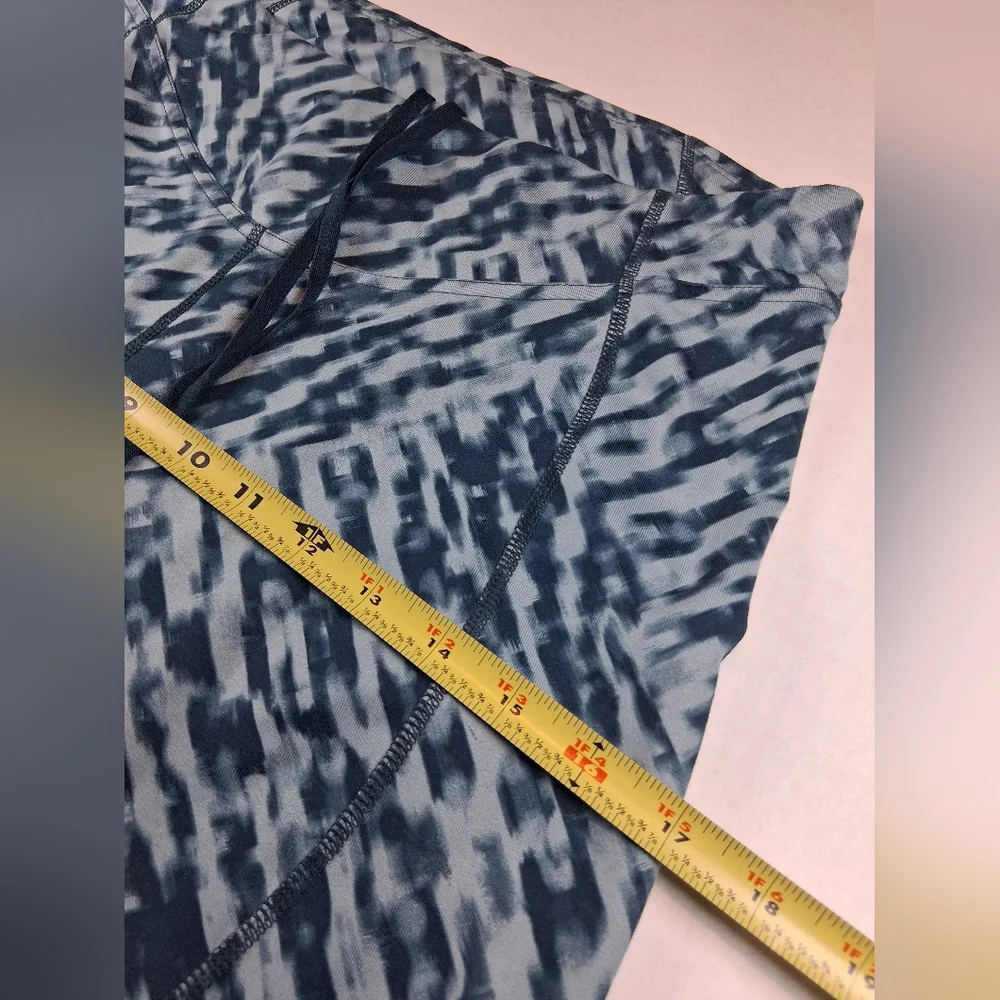 The North Face Crop Leggings Size Medium - Picture 8 of 9